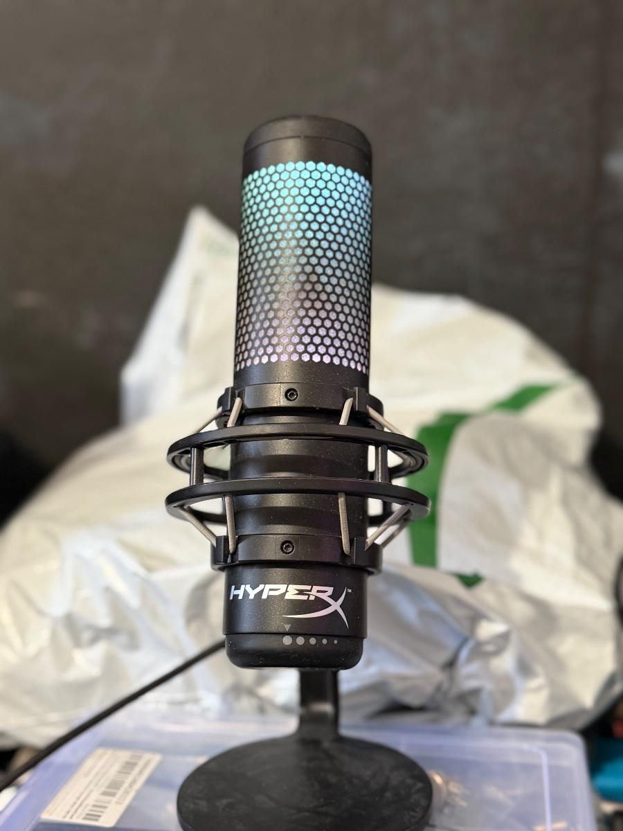 HyperX QuadCast S - RGB USB Micrófono Condensador para PC - Usado en Culiacán